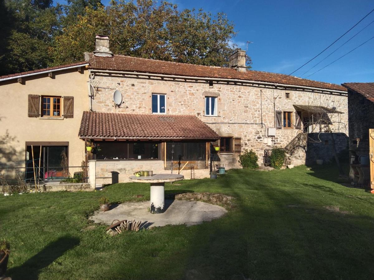 Sur La Colline Apartment Sousceyrac Exterior photo